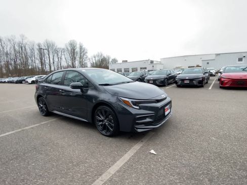 Certified 2026 Toyota Corolla SE image 5