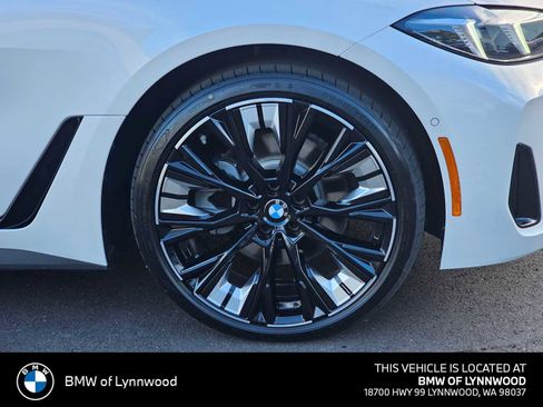 New 2026 BMW 430i xDrive w/ Premium Package AWD/4WD image 9
