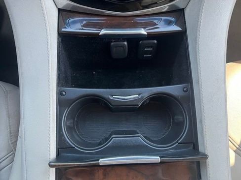 Used 2017 Cadillac Escalade ESV Premium Luxury AWD/4WD image 36