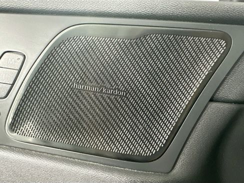 Used 2020 Volvo XC60 T5 Inscription image 19