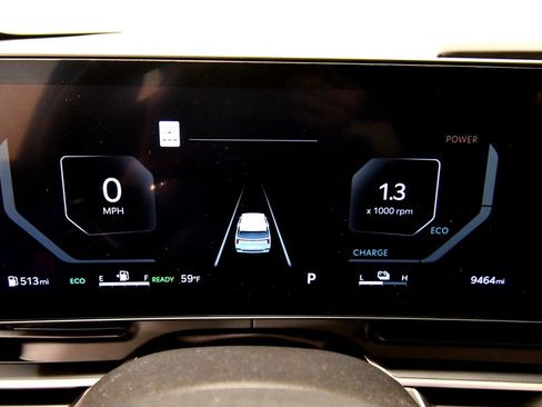 Used 2025 Kia Carnival SX Prestige image 28