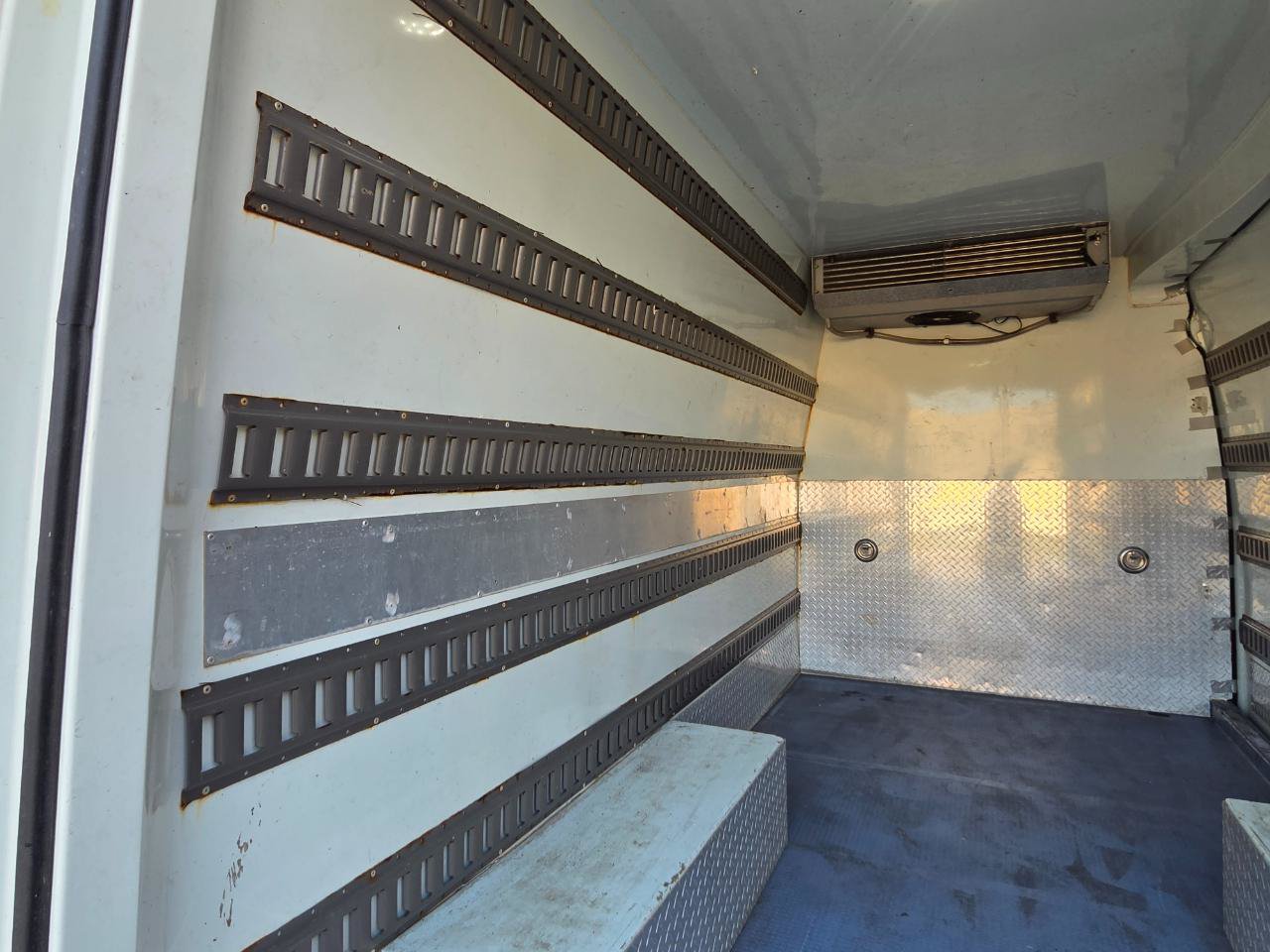 Used 2019 Freightliner Sprinter 144 RWD image 39