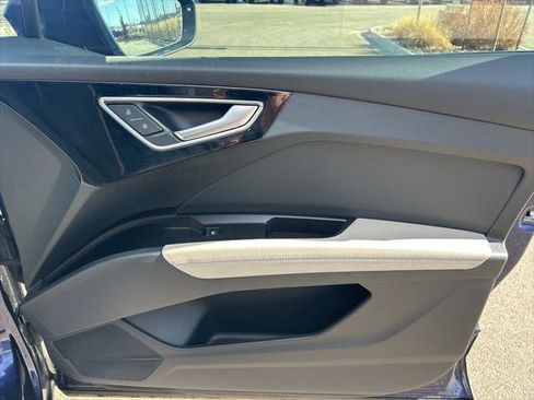 Certified 2024 Audi Q4 e-tron Premium Plus w/ Premium Plus image 37