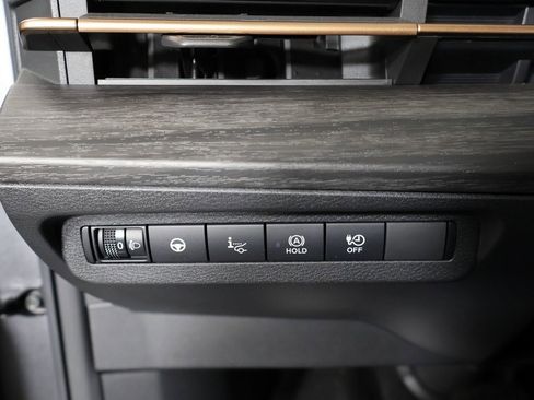 Used 2023 Nissan Ariya ENGAGE image 38