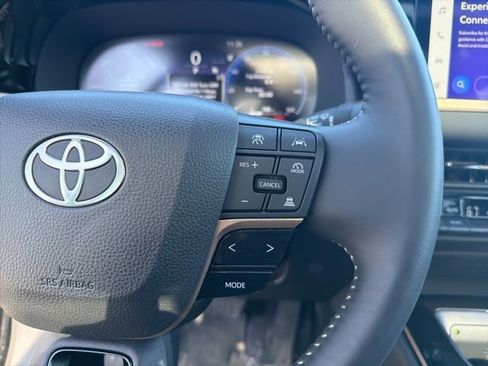 Used 2025 Toyota Crown Nightshade image 23