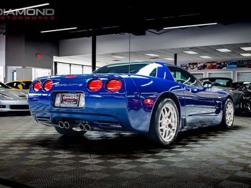 Used 2004 Chevrolet Corvette Z06 w/ Z06 Preferred Equipment Group image 18