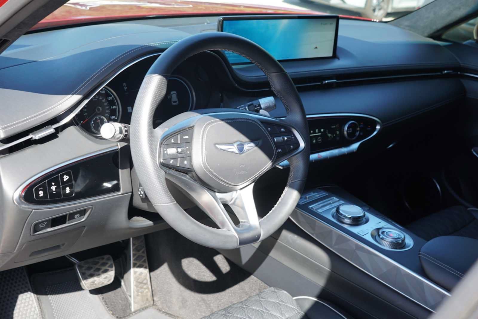 Used 2024 Genesis GV70 3.5T Sport w/ Sport Advanced Package AWD/4WD image 8