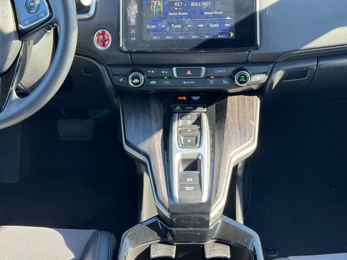 Certified 2021 Honda Clarity Plug-In Hybrid image 15