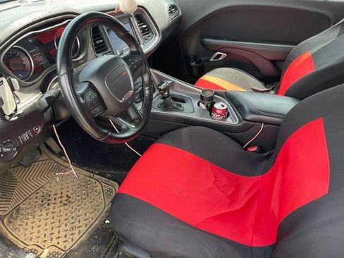 Used 2022 Dodge Challenger GT AWD/4WD image 7
