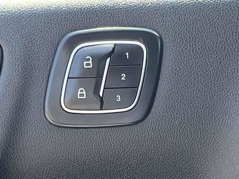 Used 2024 Ford Escape Platinum AWD/4WD image 32