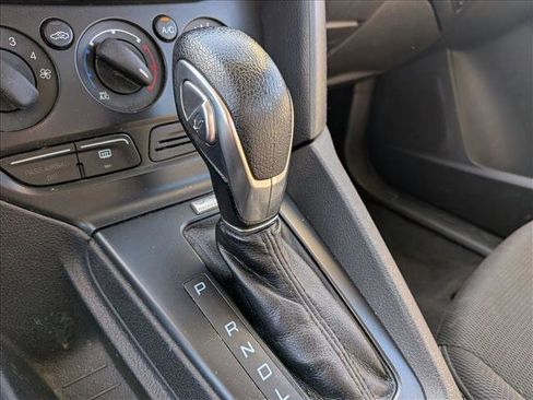 Used 2014 Ford Focus S image 12