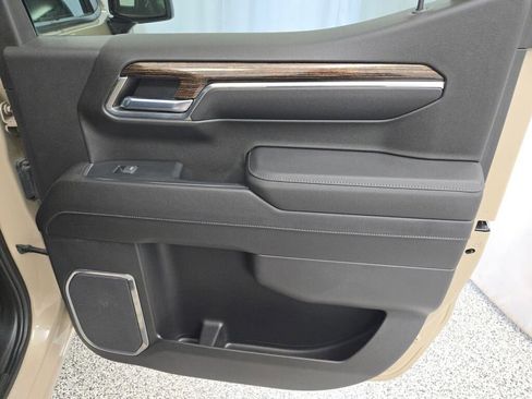 Used 2023 GMC Sierra 1500 Elevation w/ X31 Off-Road Package image 10