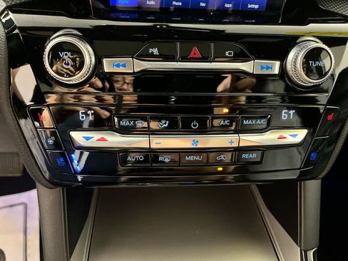 Used 2021 Ford Explorer ST w/ Equipment Group 401A AWD/4WD image 21