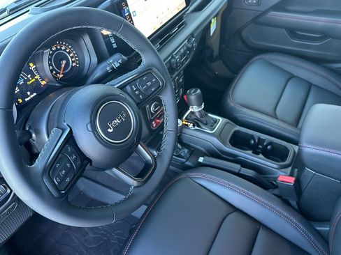 New 2026 Jeep Gladiator Rubicon image 11