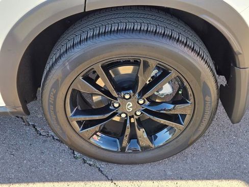 Certified 2025 INFINITI QX60 Luxe w/ Black Edition AWD/4WD image 10
