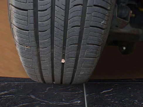 Used 2019 Ford EcoSport SE image 36