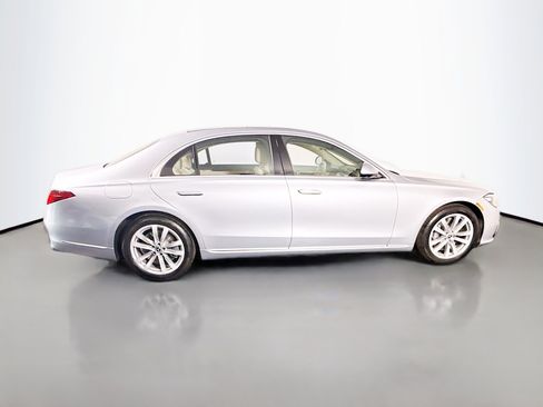 Used 2022 Mercedes-Benz S 500 4MATIC image 11