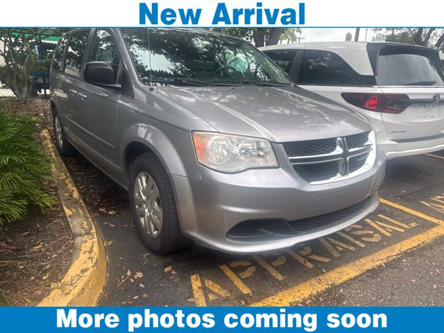 Used 2017 Dodge Grand Caravan SE FWD image 1