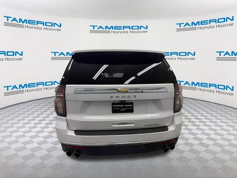 Used 2021 Chevrolet Tahoe Premier w/ Premium Package AWD/4WD image 4