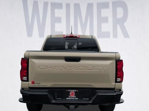 Used 2023 Chevrolet Colorado Z71 w/ Advanced Trailering Package AWD/4WD image 4