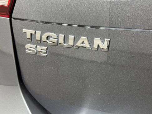Used 2019 Volkswagen Tiguan SE image 6