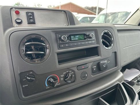 New 2026 Ford E-350 and Econoline 350 Super Duty w/ Power Equipment Group image 39