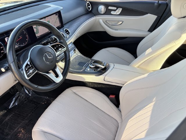 Used 2020 Mercedes-Benz E 350 4MATIC Sedan image 19