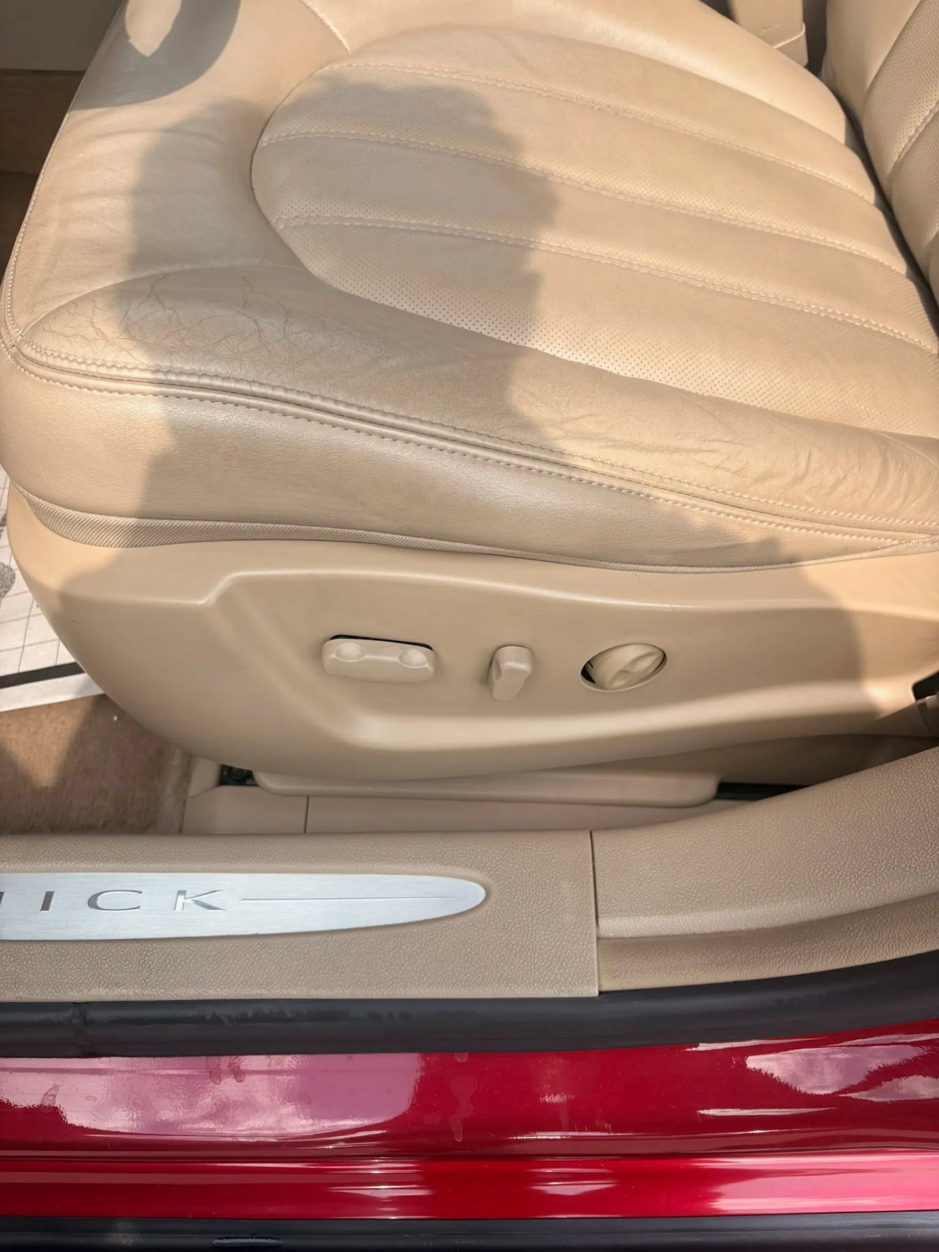 Used 2006 Buick Lucerne CXS w/ Driver Confidence Package FWD image 14