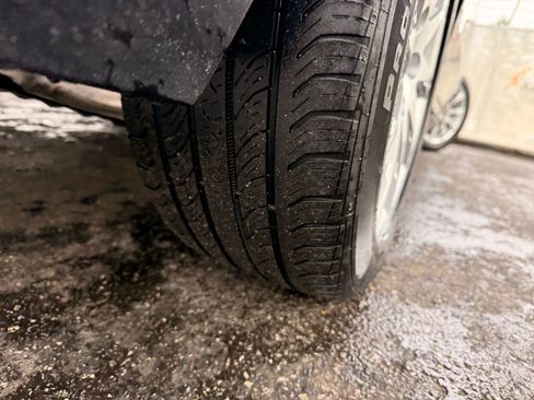 Used 2021 Audi A4 2.0T Premium w/ Convenience Package image 48