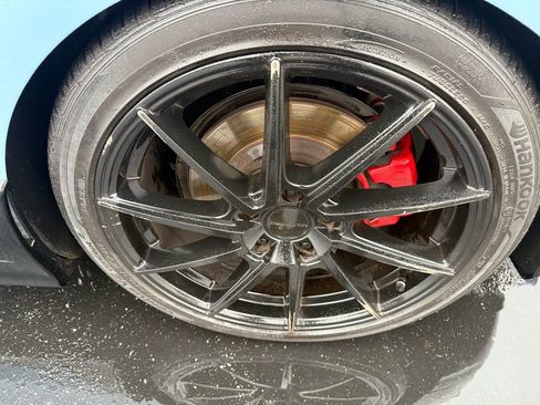 Used 2020 Hyundai Veloster N image 10