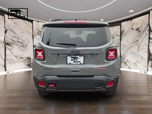 Used 2021 Jeep Renegade Trailhawk AWD/4WD image 6