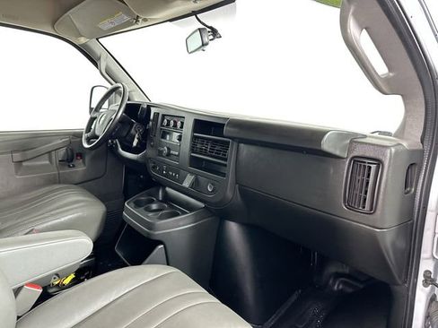 Used 2022 Chevrolet Express 2500 w/ Driver Convenience Package RWD image 25