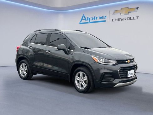 Used 2019 Chevrolet Trax LT w/ LT Convenience Package image 7