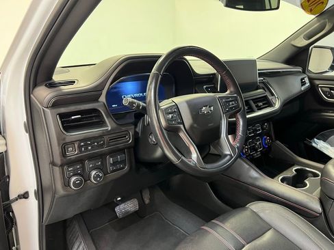 Used 2022 Chevrolet Suburban RST w/ Sport Performance Package image 15