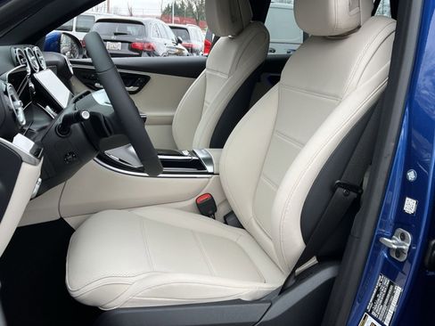 New 2026 Mercedes-Benz GLC 300 4MATIC image 11