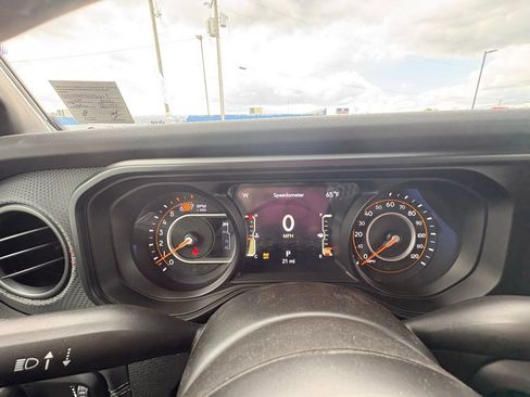 New 2026 Jeep Wrangler Unlimited Rubicon AWD/4WD image 24