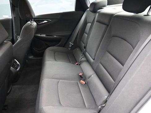 Used 2023 Chevrolet Malibu LT FWD image 18