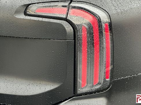 Used 2023 Kia Telluride SX Prestige X-Pro image 38