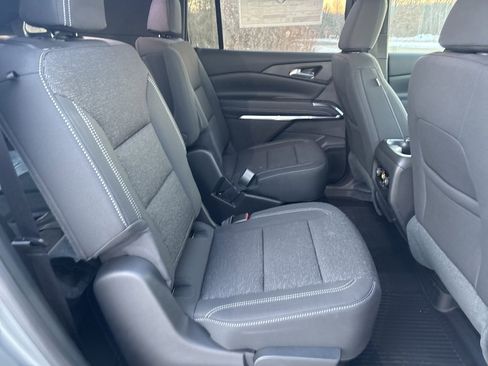 New 2025 Chevrolet Traverse LT w/ Midnight/Sport Edition image 42