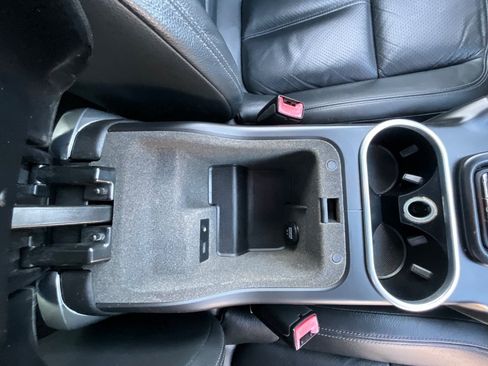 Used 2013 Porsche Cayenne AWD/4WD image 45