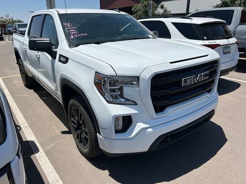 Used 2021 GMC Sierra 1500 Elevation w/ X31 Off-Road Package AWD/4WD image 2