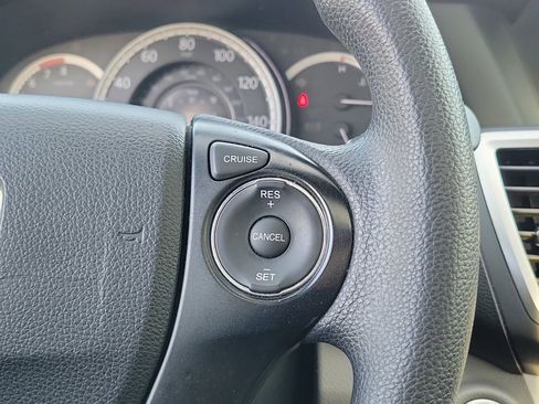 Used 2015 Honda Accord EX image 18