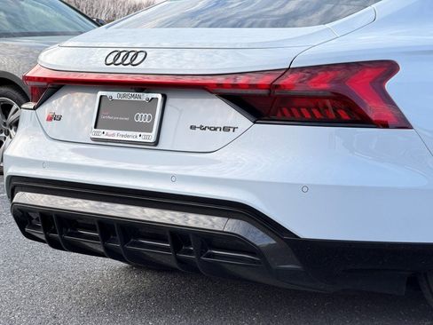 Certified 2023 Audi RS e-tron GT w/ Carbon Performance Package image 12