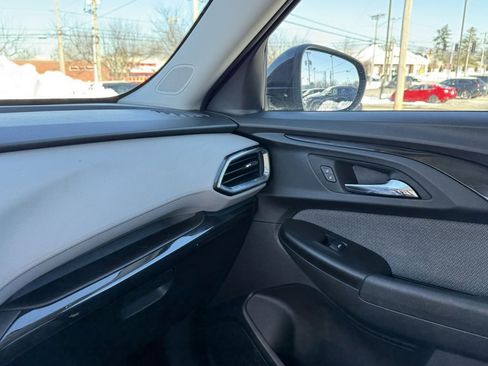Used 2021 Chevrolet TrailBlazer LT w/ Convenience Package image 22