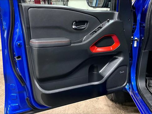 Used 2024 Nissan Frontier PRO-4X w/ Pro Convenience Package image 19