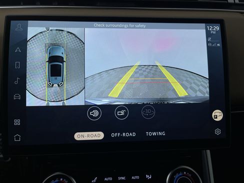 Used 2023 Land Rover Range Rover Sport SE image 19