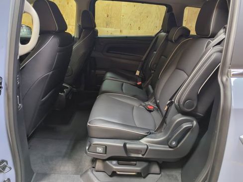 New 2026 Honda Odyssey Touring image 24