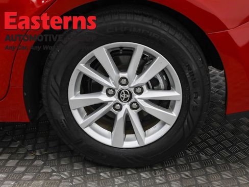 Used 2025 Toyota Camry LE image 32