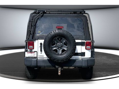 Used 2012 Jeep Wrangler Sport AWD/4WD image 6