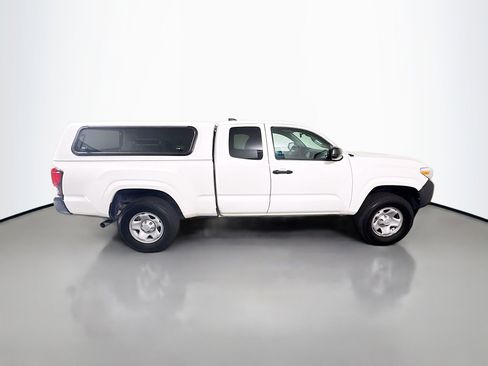 Used 2022 Toyota Tacoma SR image 11